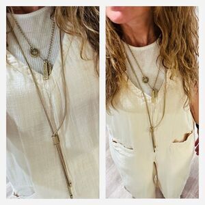 Chico’s long gold tone lariat layered pendant classic necklace rope chain
